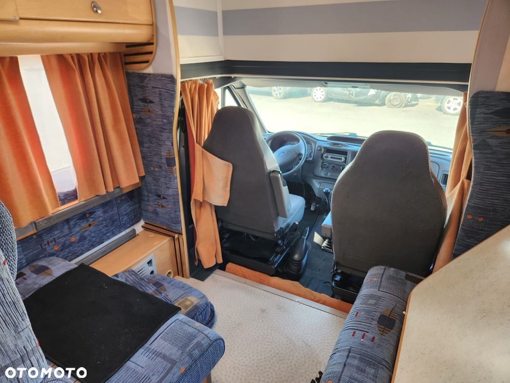 Ford Transit - 6