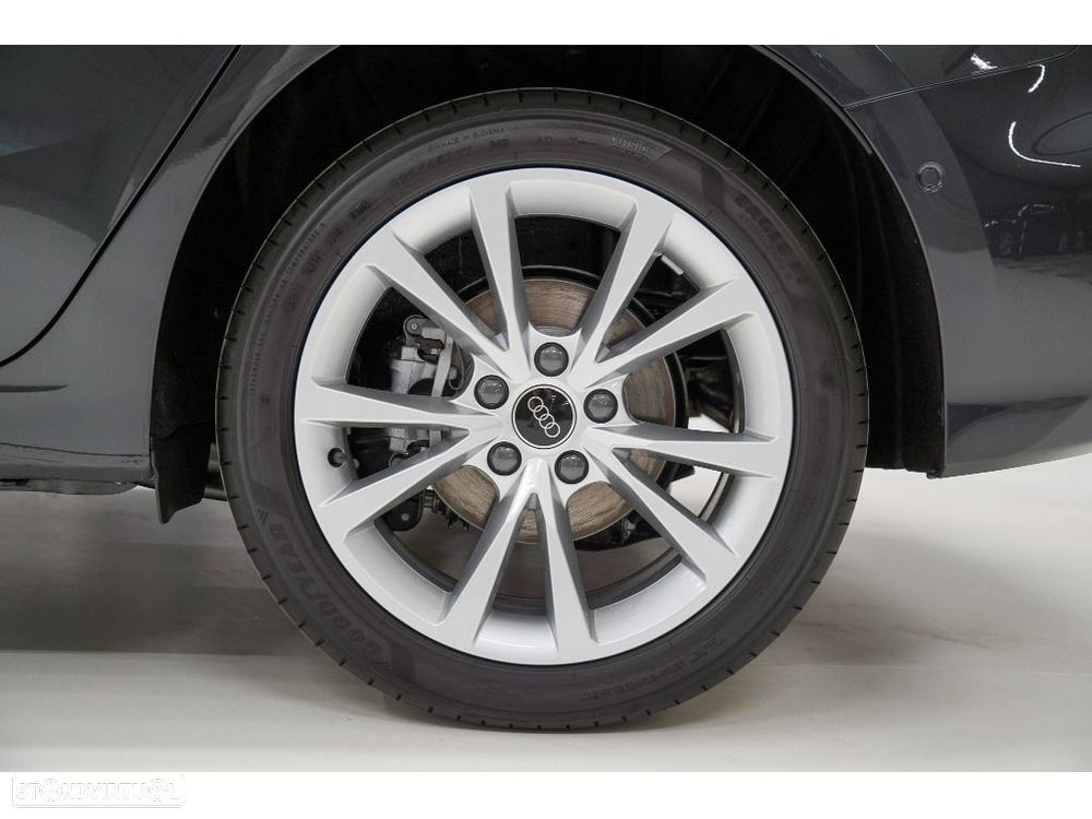 Audi A3 Sportback 40 TFSIe Advanced — fotografia 17