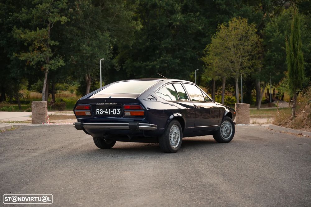 Alfa Romeo GTV - 2