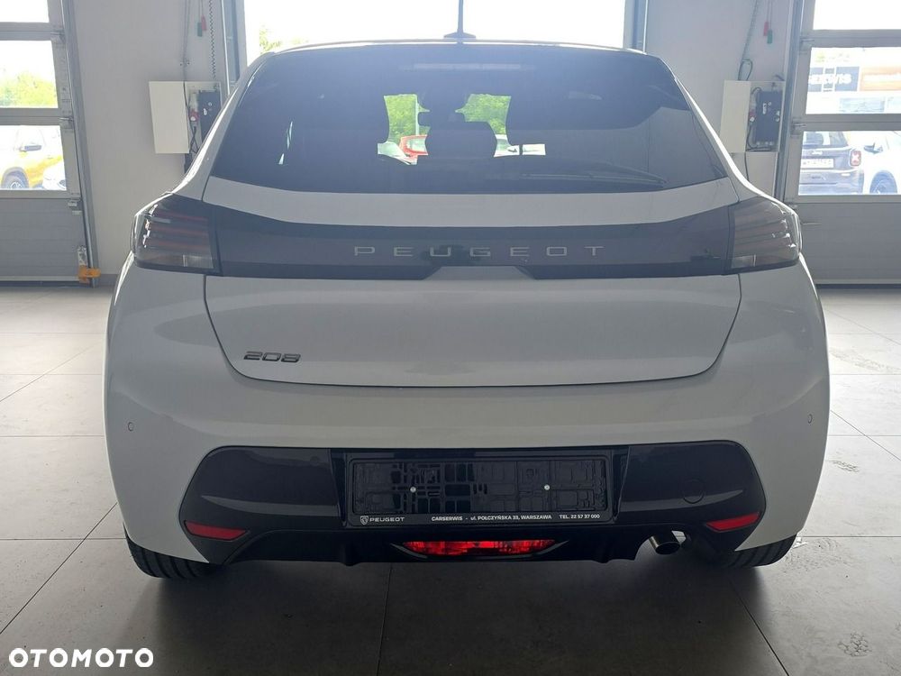 Peugeot 208 - 4