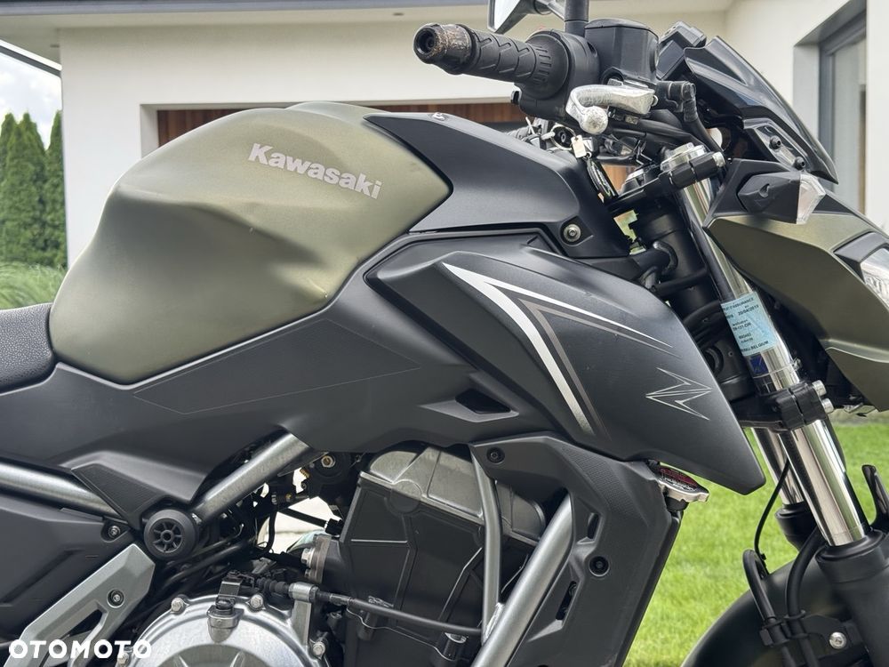 Kawasaki Z - 12