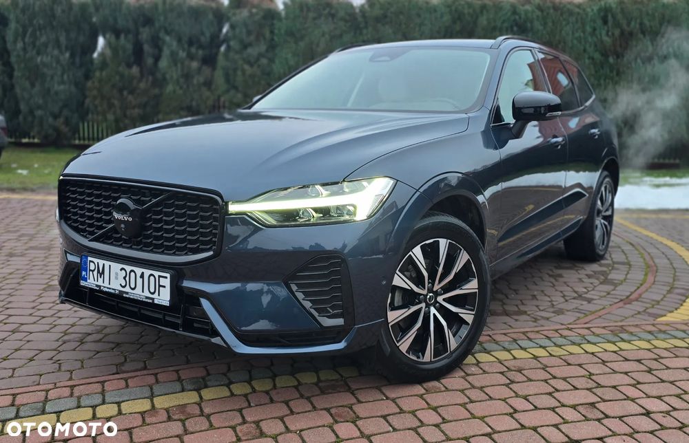 Volvo XC 60 B5 B AWD Plus Dark - 1