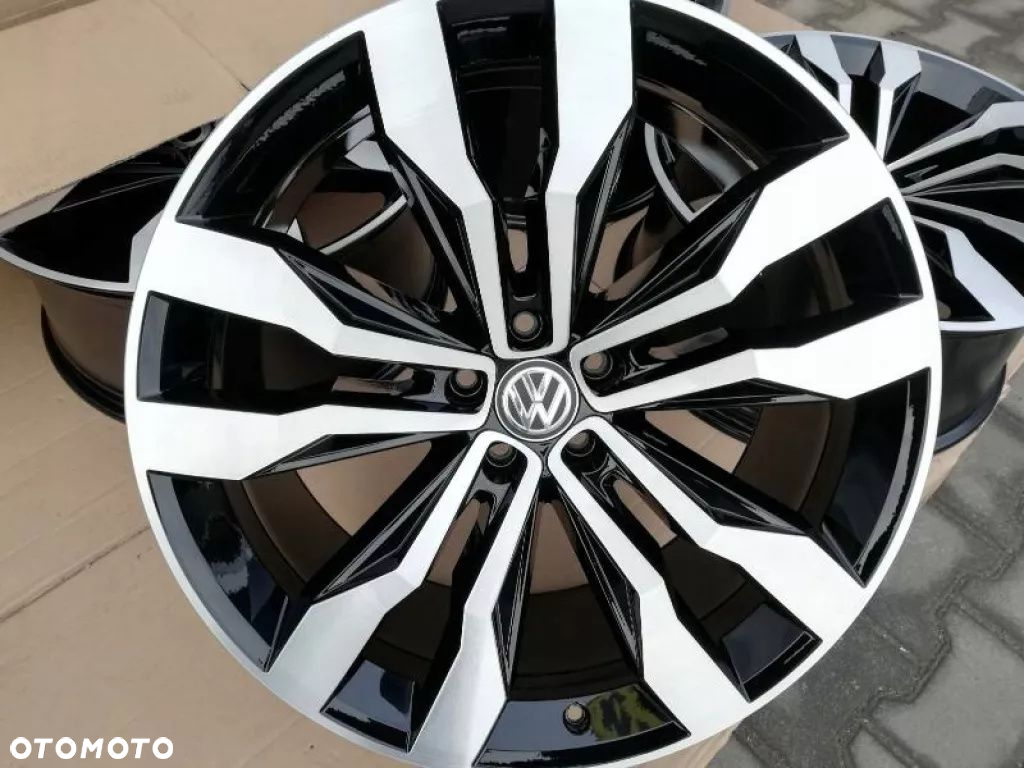 VW TOUAREG 21'' IDEALNE r-line - 6