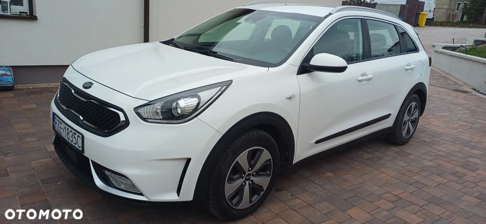Kia Niro 1.6 GDI Hybrid M - 1