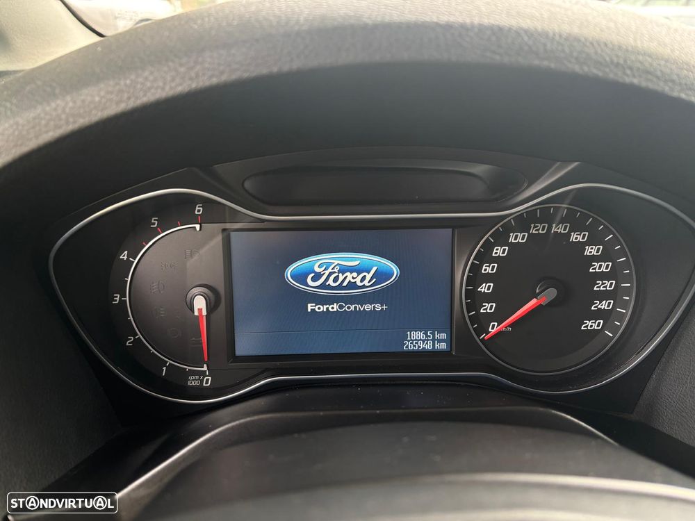 Ford S-Max 2.0 TDCi Titanium 7L - 12