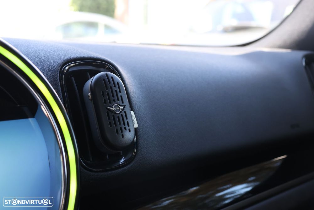 MINI Countryman Cooper SE ALL4 Auto - 26