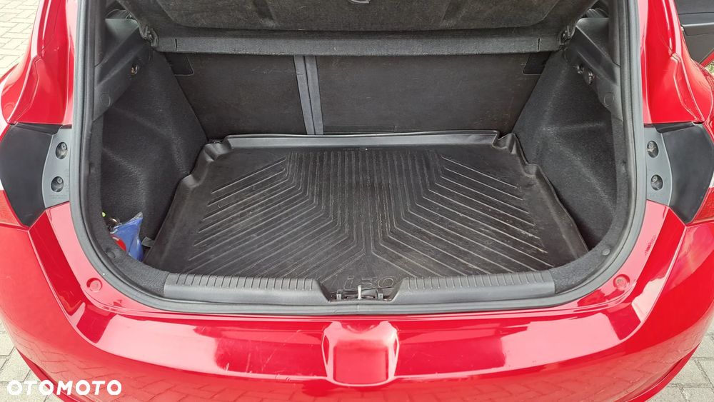 Hyundai i30 1.6 CRDI Trend - 11