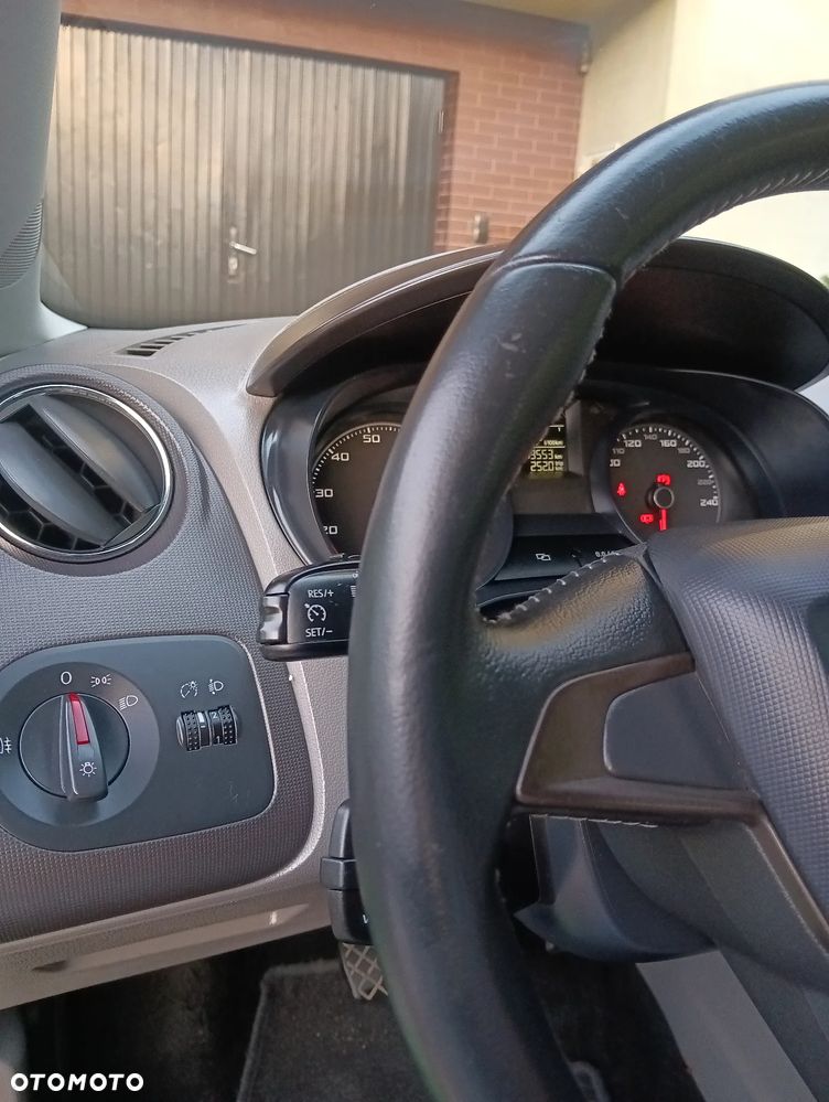 Seat Ibiza SC 1.4 16V Style - 24