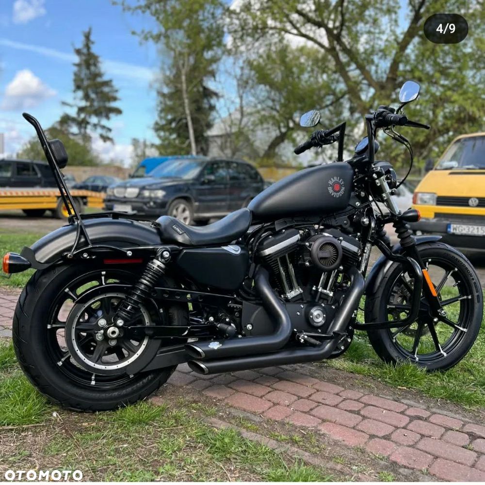 Harley-Davidson Sportster Iron 883 - 1