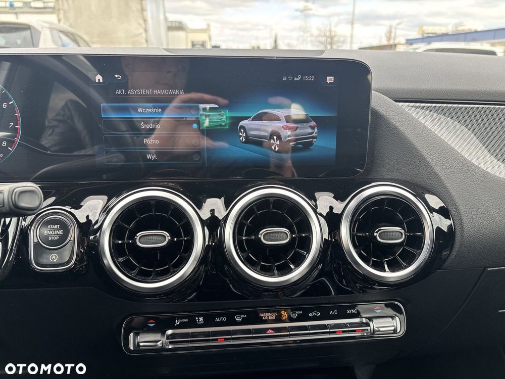 Mercedes-Benz GLA 180 mHEV AMG Line 7G-DCT - 25