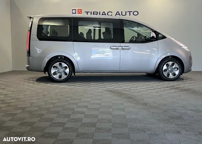 Hyundai Staria - 6