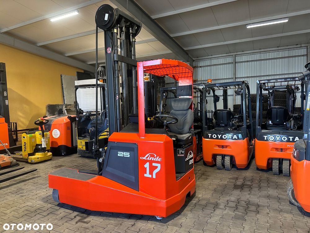 Linde E25F Cztero kierunkowy - 8