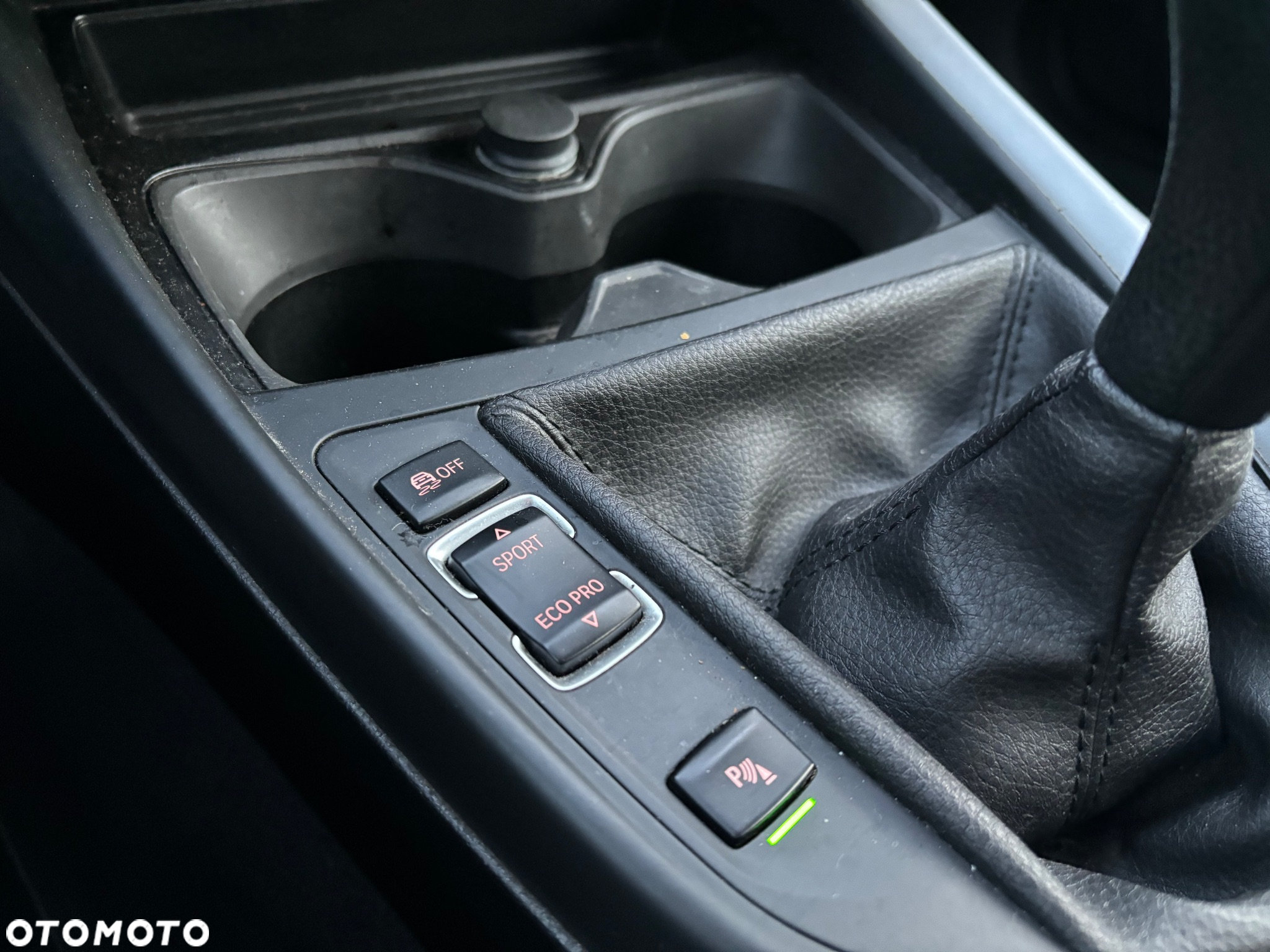 BMW Seria 1 118i - 9