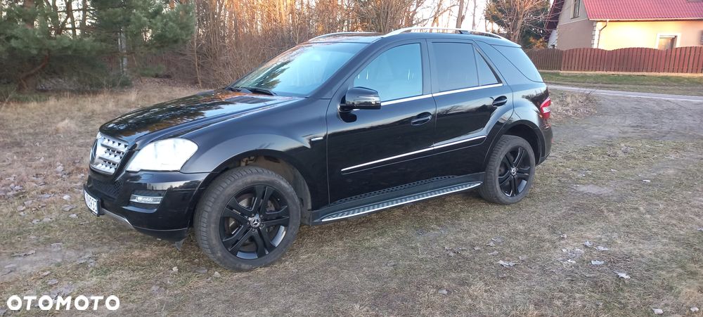 Mercedes-Benz ML 300 CDI BlueEff 4-Matic - 3