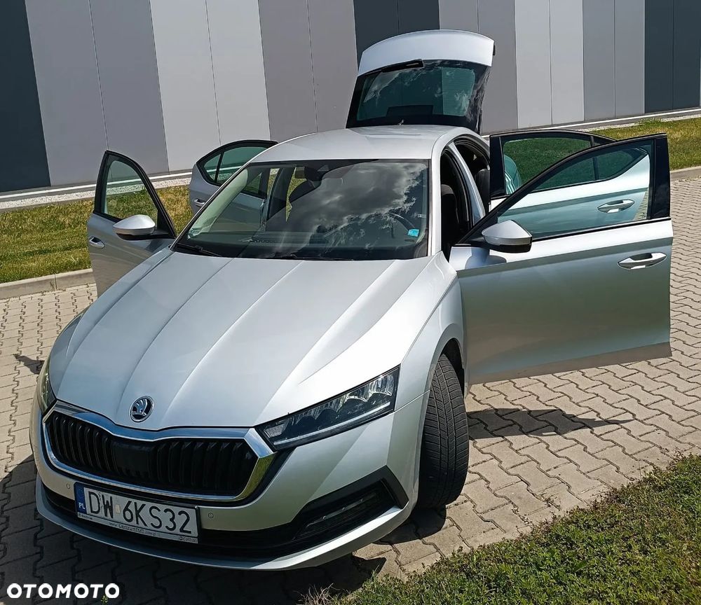 Skoda Octavia 2.0 TDI Ambition - 9