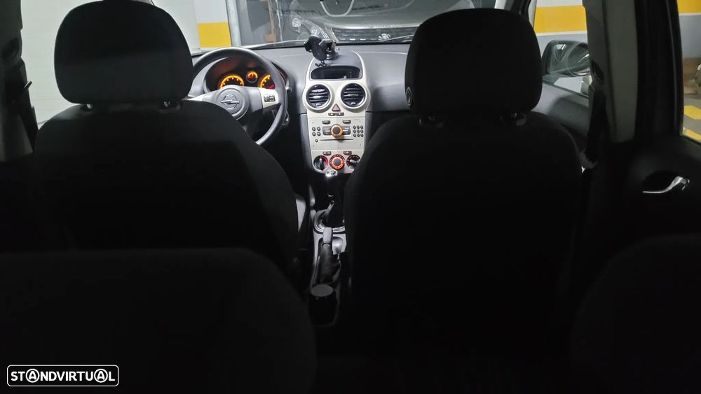 Opel Corsa 1.2 Enjoy - 6