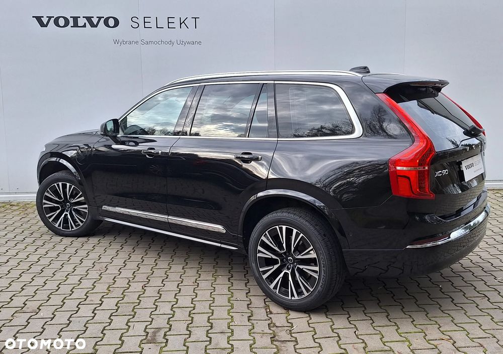 Volvo XC 90 - 9