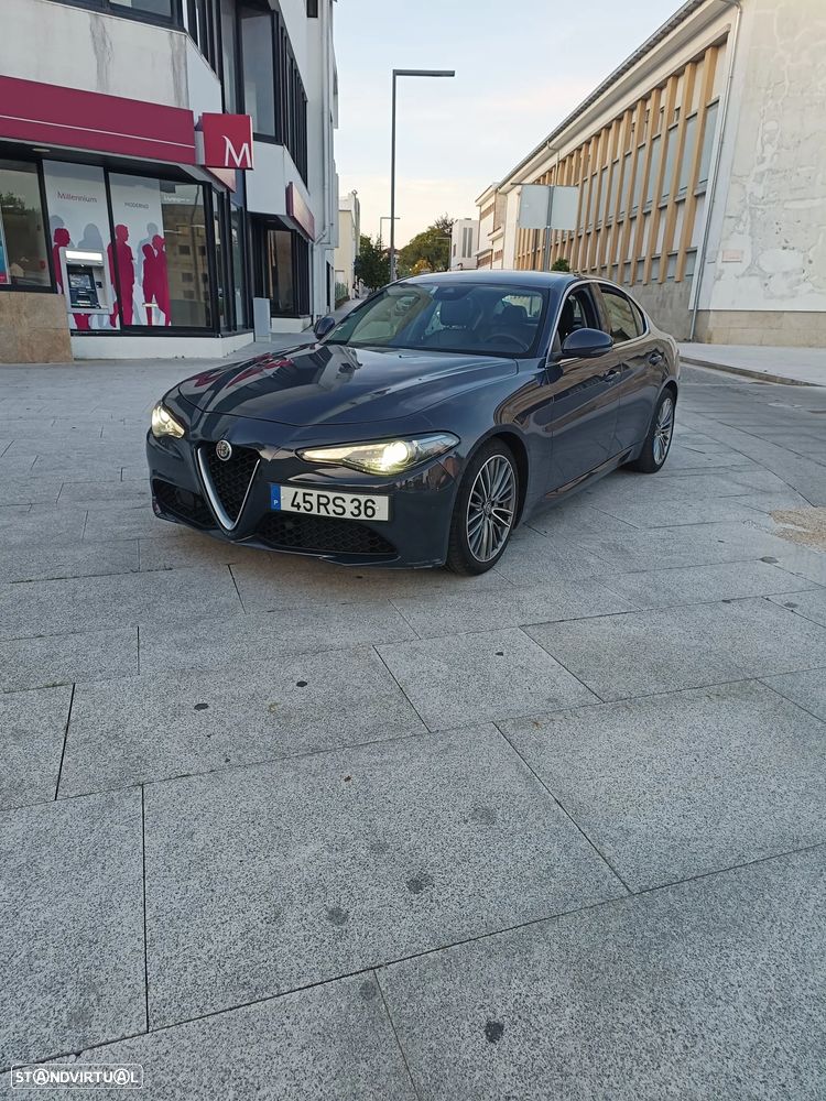 Alfa Romeo Giulia 2.2 D Super - 1