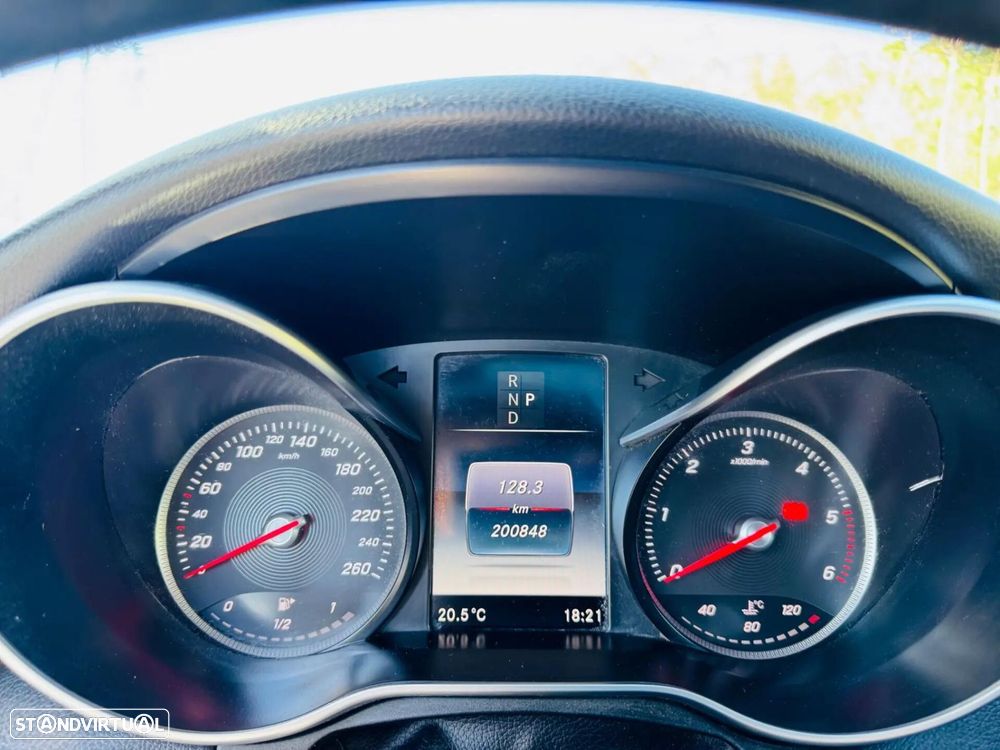 Mercedes-Benz C 220 d 9G-TRONIC AMG Line - 32