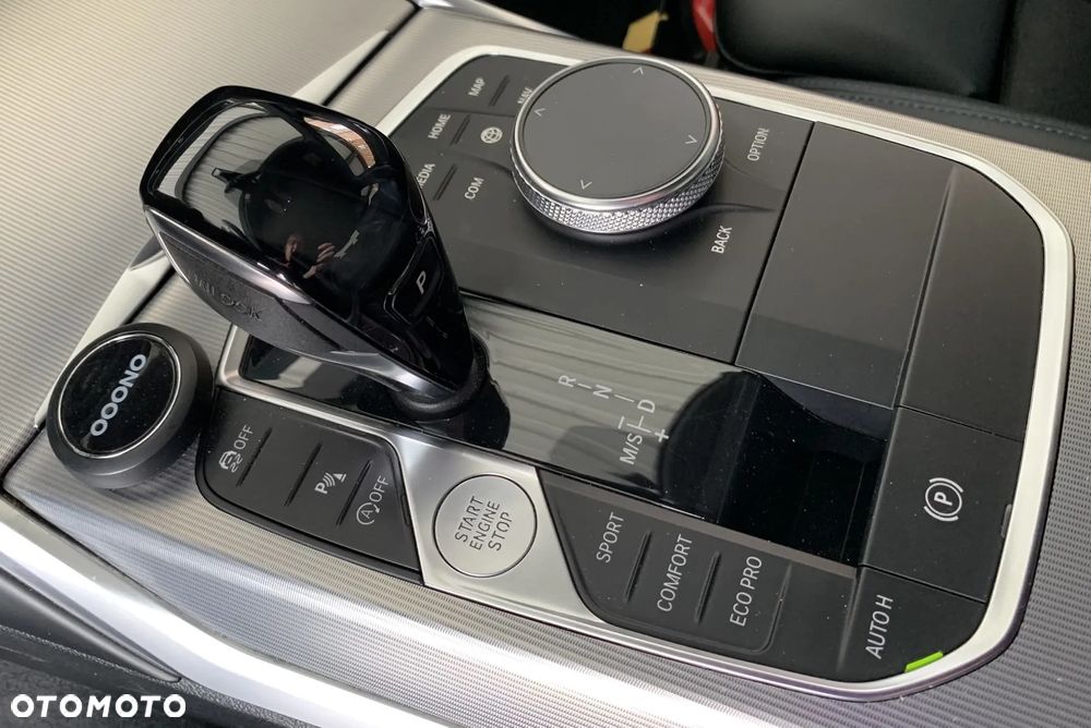 BMW Seria 3 320d xDrive M Sport - 8