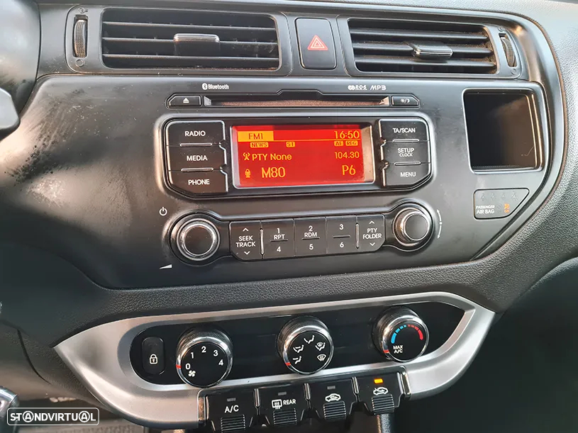 Kia Rio 1.2 CVVT More Edition - 17