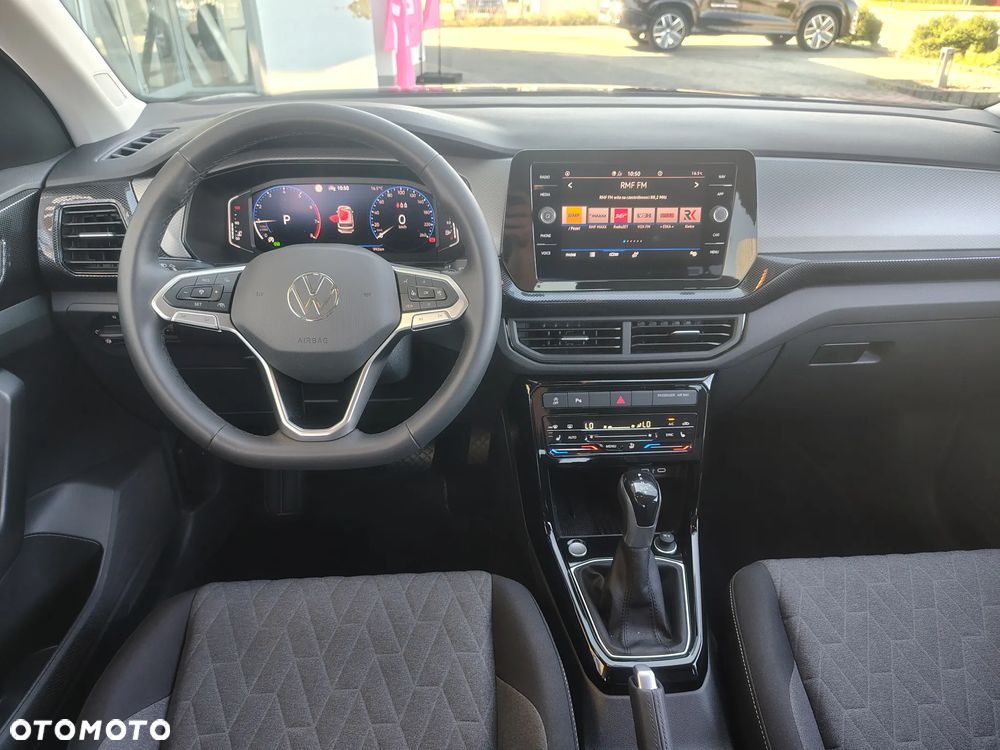 Volkswagen T-Cross - 8