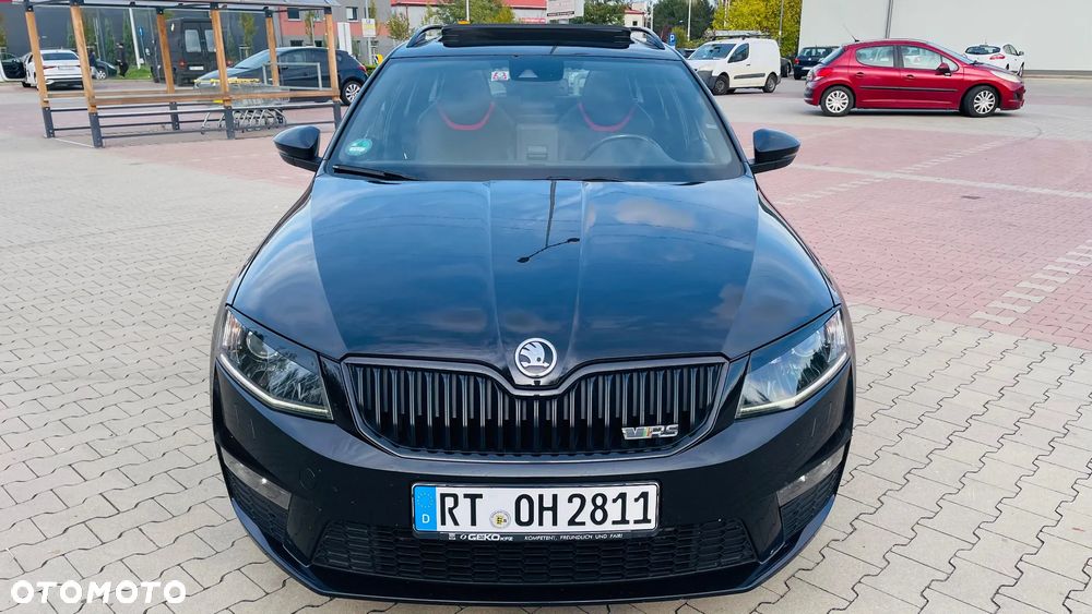Skoda Octavia 2.0 TDI DSG RS - 8