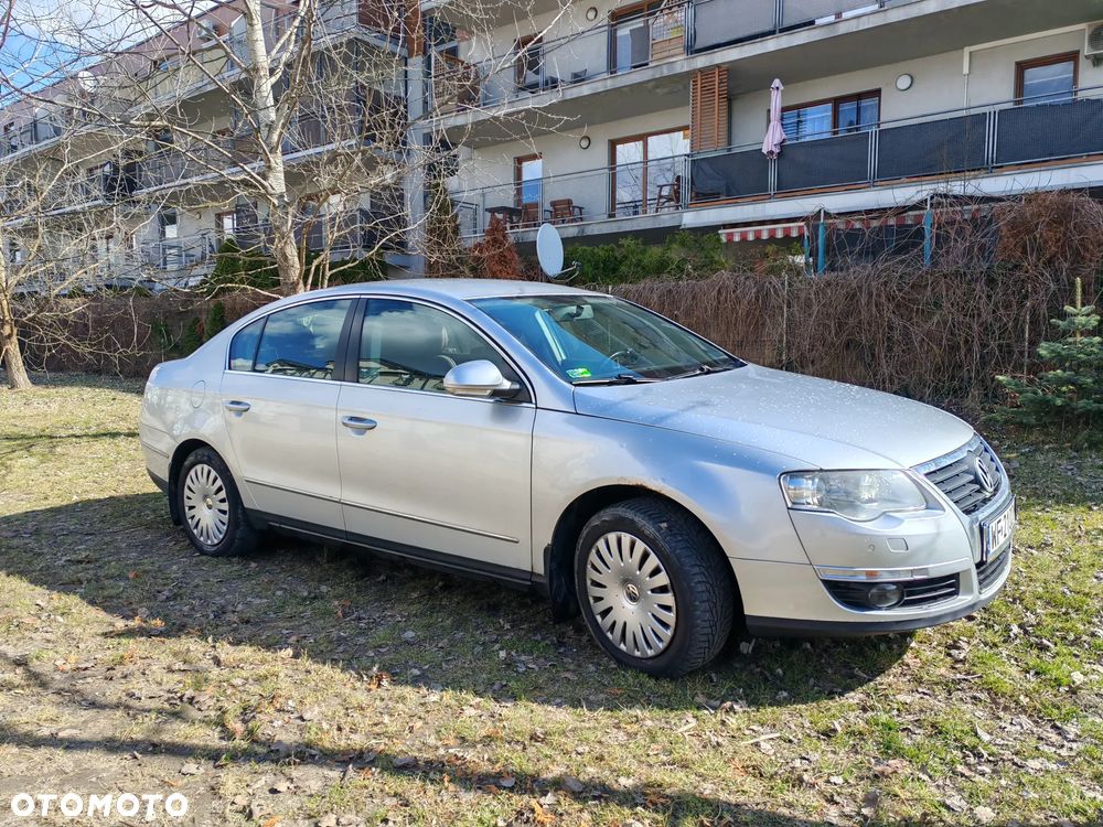 Volkswagen Passat - 19