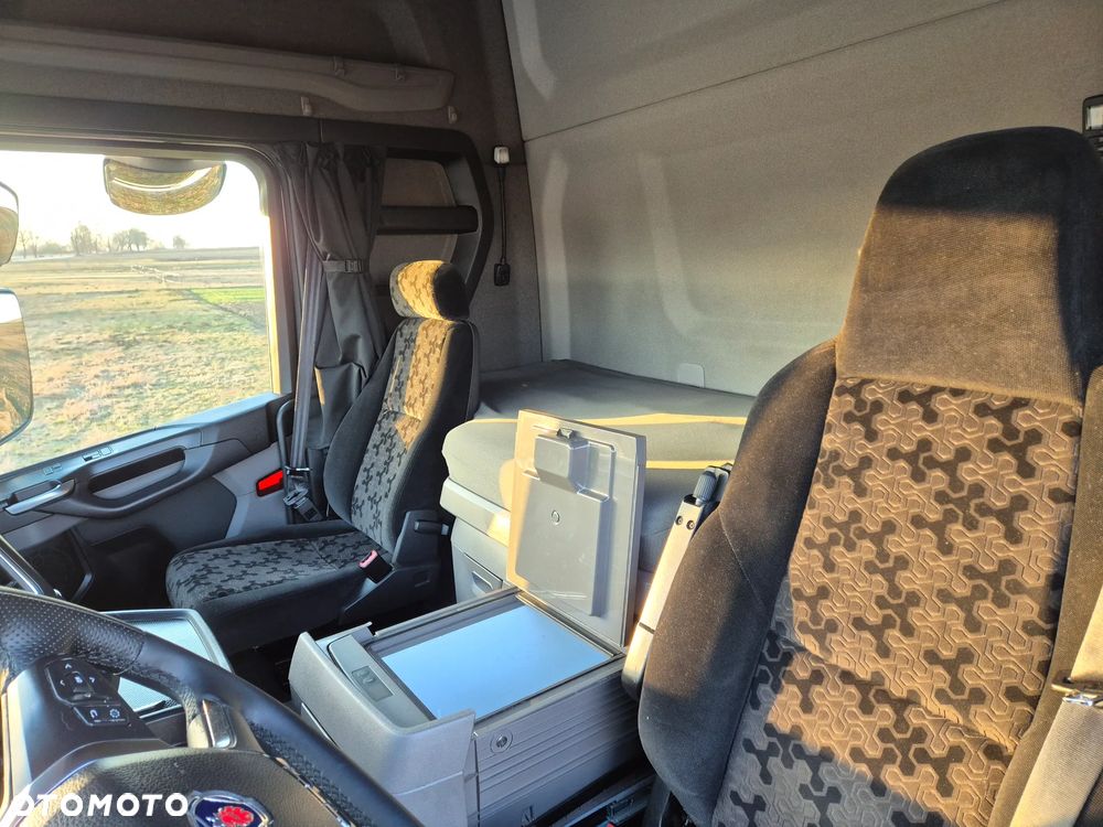 Scania R450 NAUKA JAZDY RETARDER  STANDARD 7300kg / DOBRA POD WYWROTKĘ / KLIMA POSTOJOWA z Niemiec HYDRAULIKA - 28