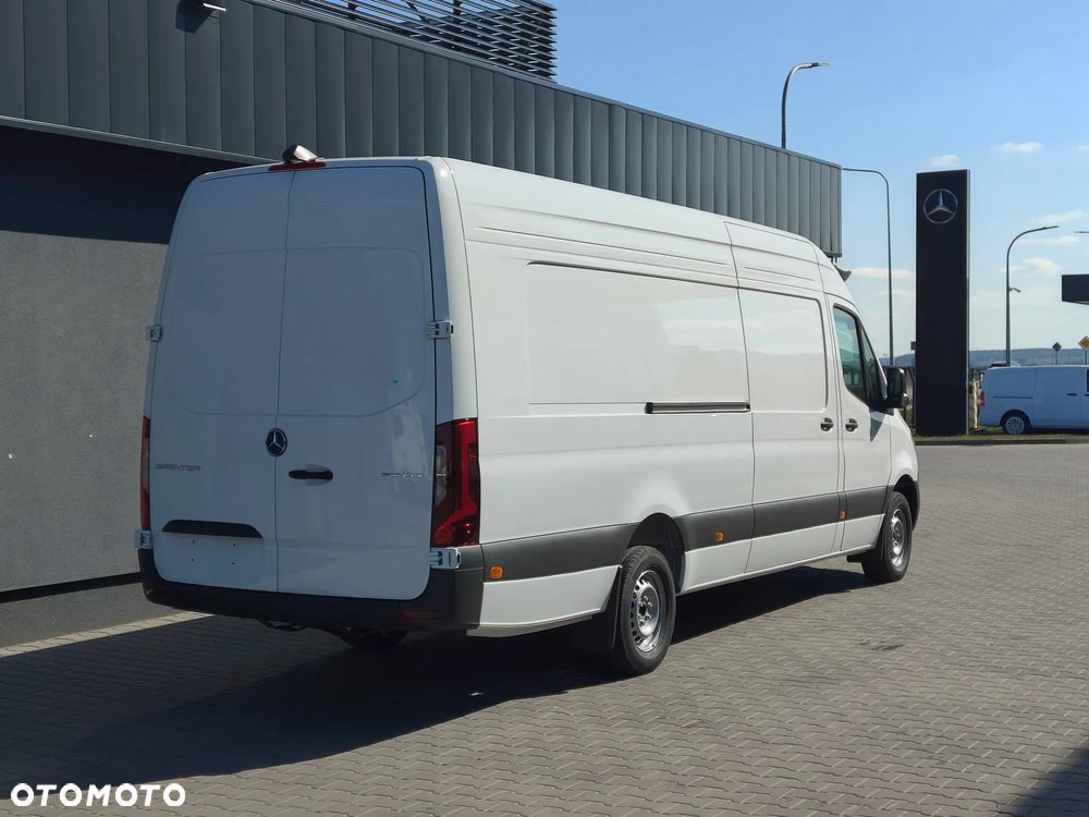 Mercedes-Benz Sprinter - 7