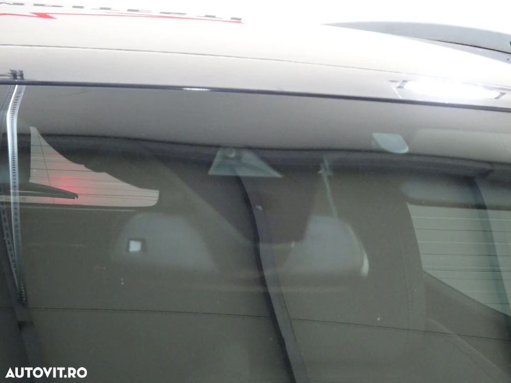 Peugeot 3008 1.2 PureTech Turbo S&S GT-Line - 21