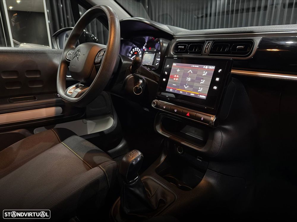 Citroën C3 1.2 PureTech Shine - 26