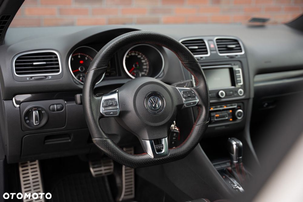 Volkswagen Golf 2.0 GTI DSG - 23