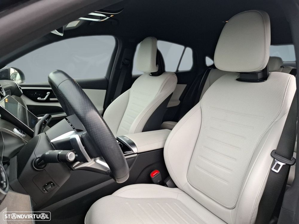 Mercedes-Benz GLC 300 de Coupe 4Matic - 11