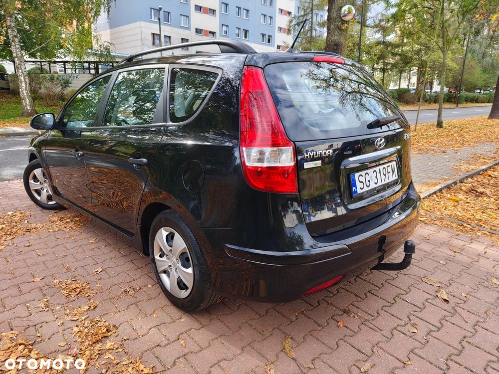 Hyundai i30 i30cw 1.4 UEFA EURO 2012 Edition - 4