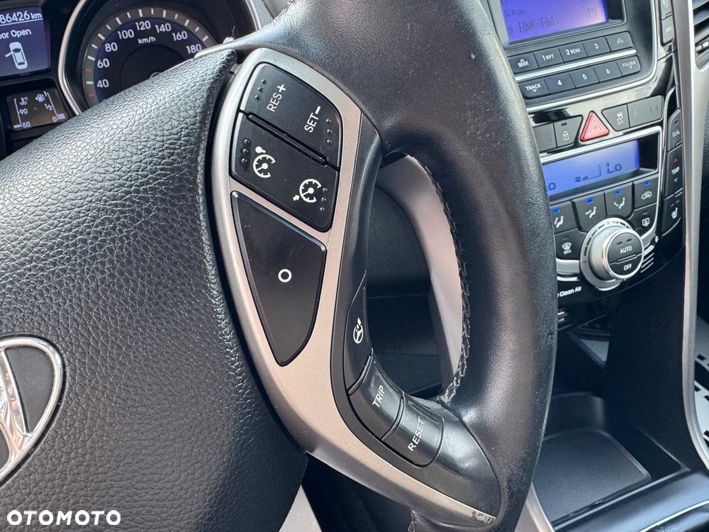 Hyundai i30 - 25