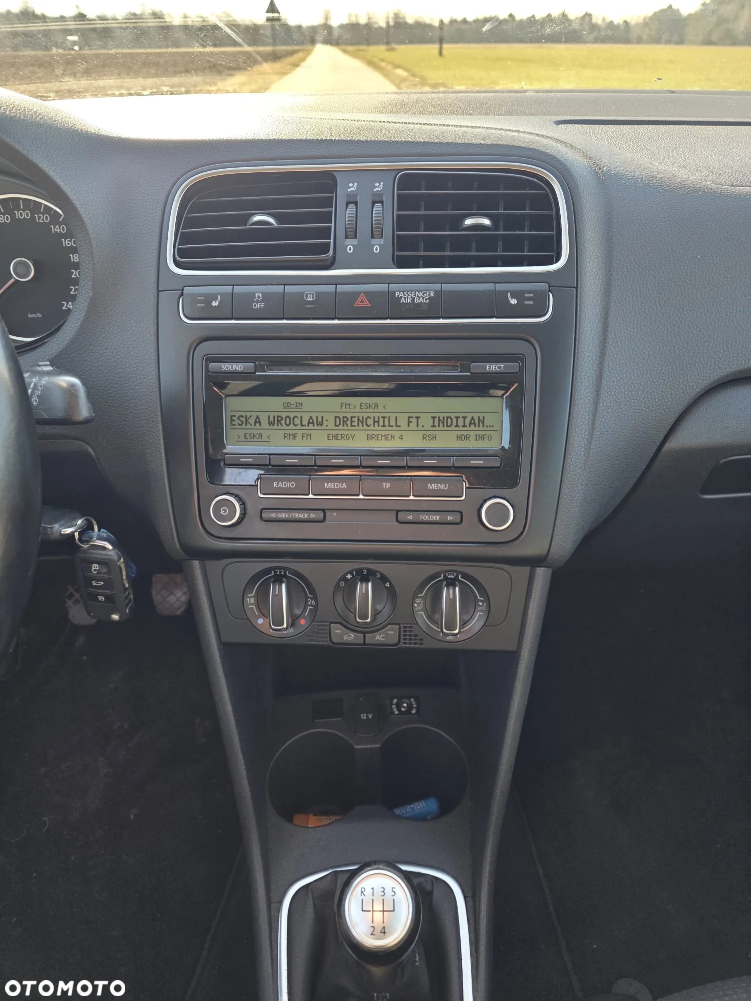 Volkswagen Polo - 12
