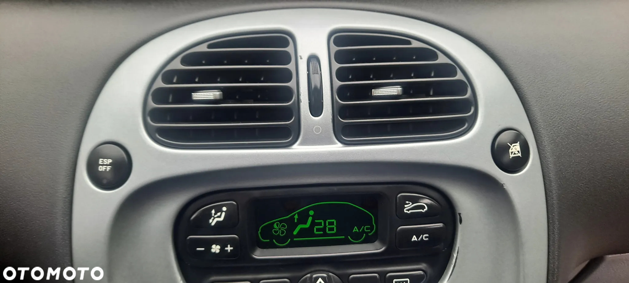 Citroën Xsara Picasso 2.0 Automatik Exclusive - 10