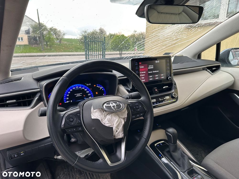 Toyota Corolla 1.6 Executive MS - 6