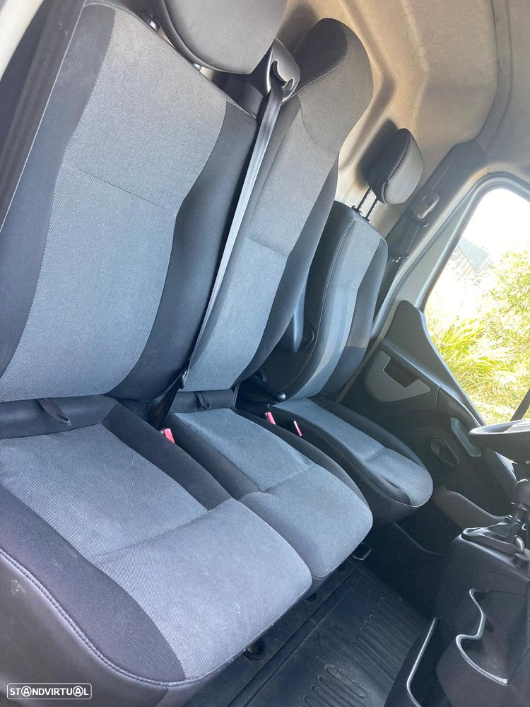 Nissan NV400 2.3DCI L2H2 (versus Renault Master) - 10