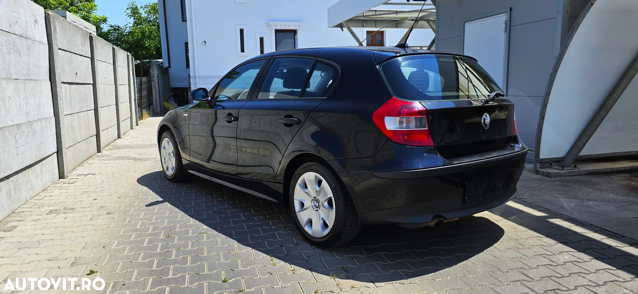 BMW Seria 1 116i - 10