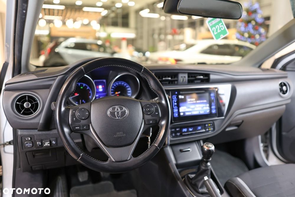 Toyota Auris - 26