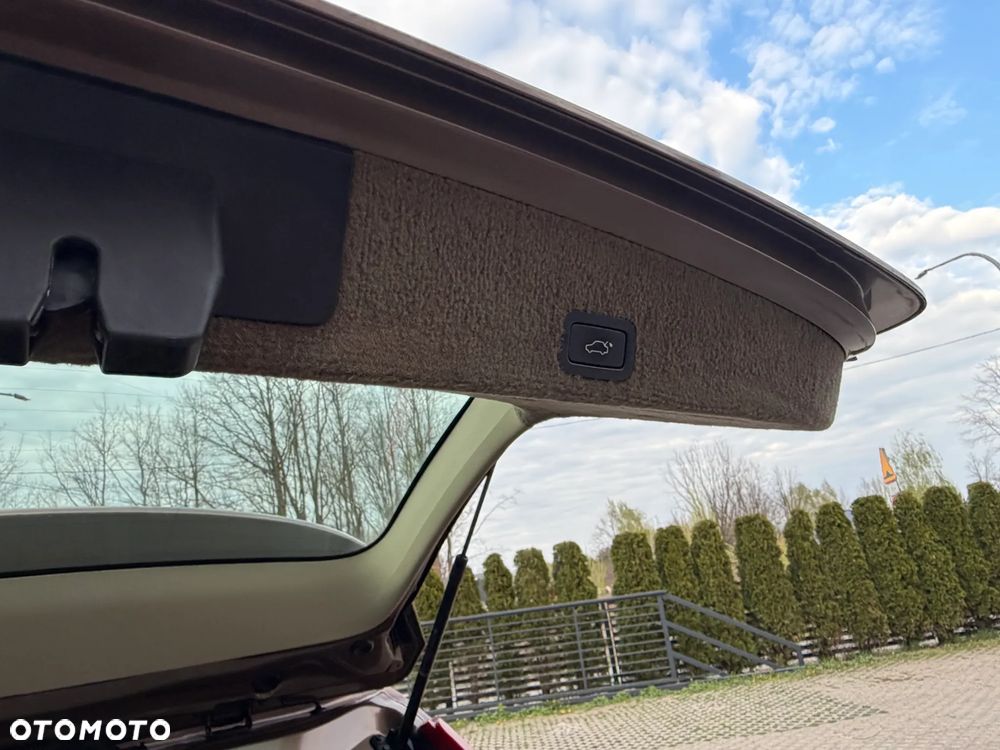 Volvo XC 60 2.4D Summum - 12
