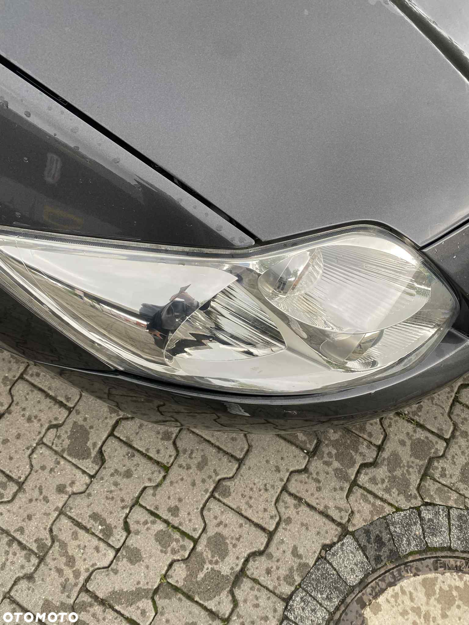 Toyota Auris - 18