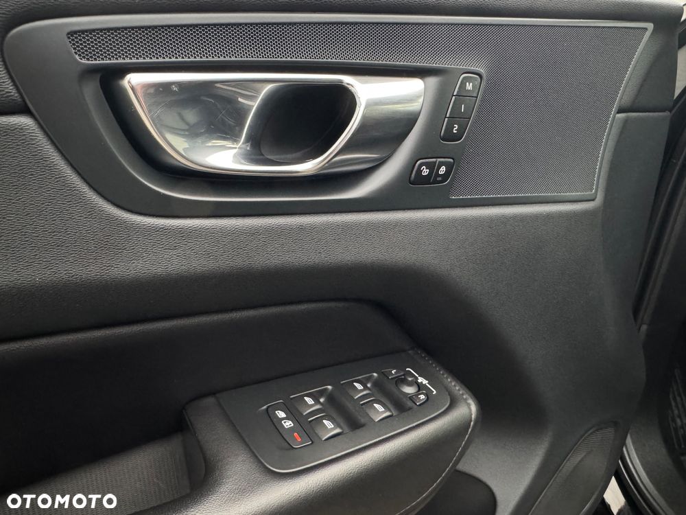 Volvo XC 60 B4 D Geartronic Inscription - 19