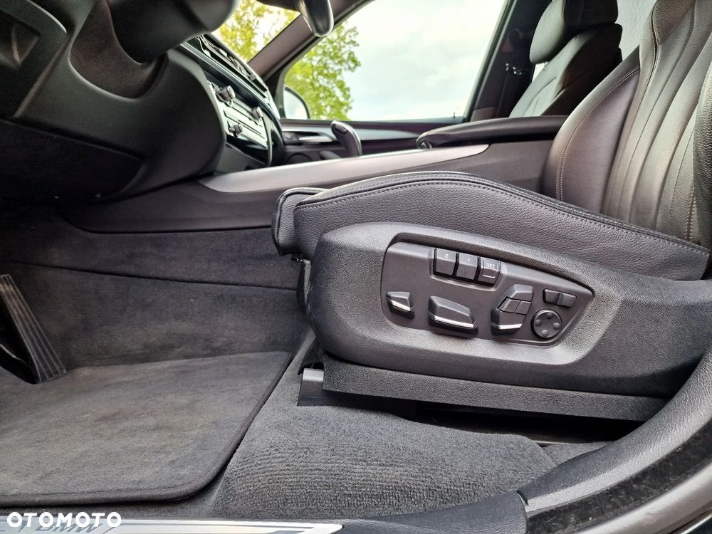 BMW X5 xDrive25d - 16