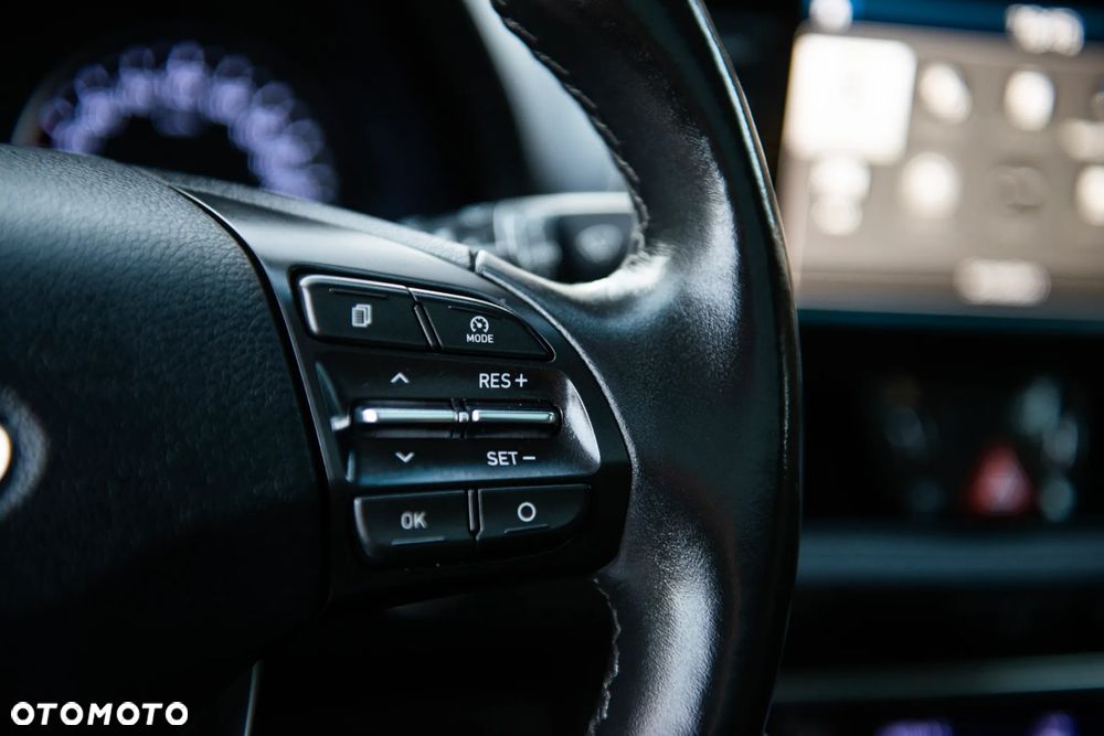 Hyundai i30 1.4 T-GDI DCT Fastback Premium - 38