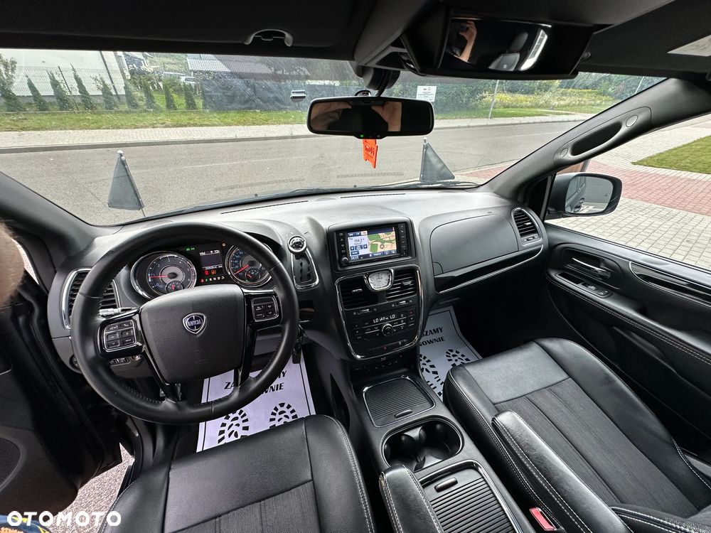 Lancia Voyager 2.8 Multijet 16v S - 26