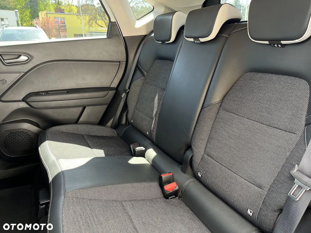 Renault Captur 1.3 TCe mHEV Intens - 16