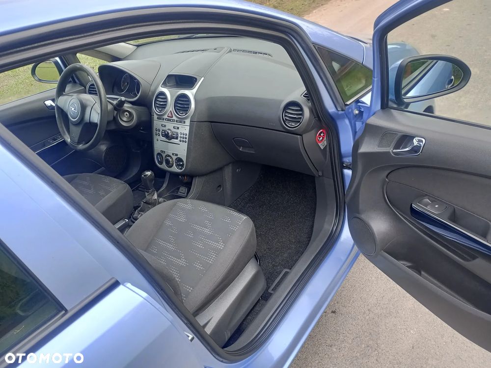 Opel Corsa - 17